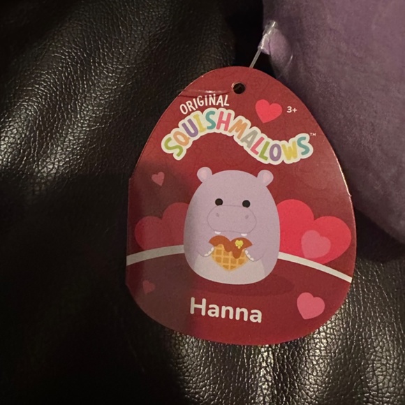 Hanna the cute purple 5” hippo squishmallows holding waffle cute - Picture 2 of 2